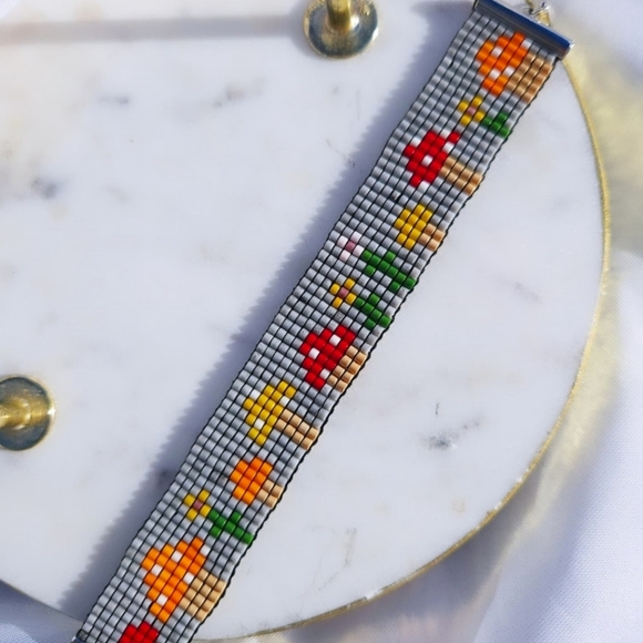 Handmade Mushroom Seed Bead Bracelet - Picture 2 of 5